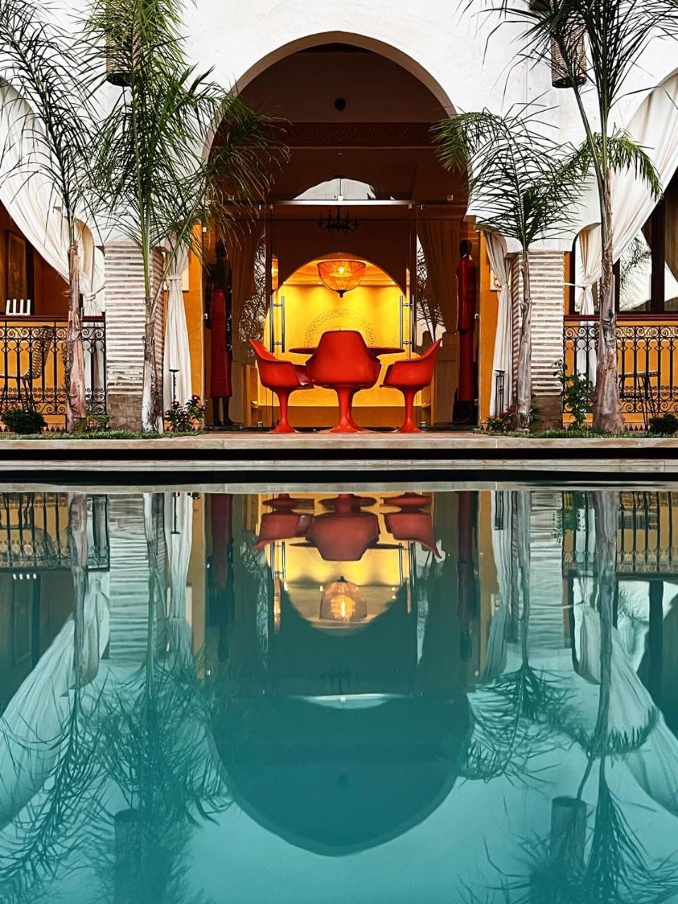 Riad Safran Ralya Bellouk Luaran gambar